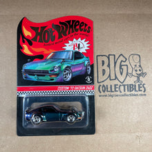 Load image into Gallery viewer, Hot Wheels Custom 72 Datsun 240Z Chameleon Red Line Club RLC Exclusive 3202/10000
